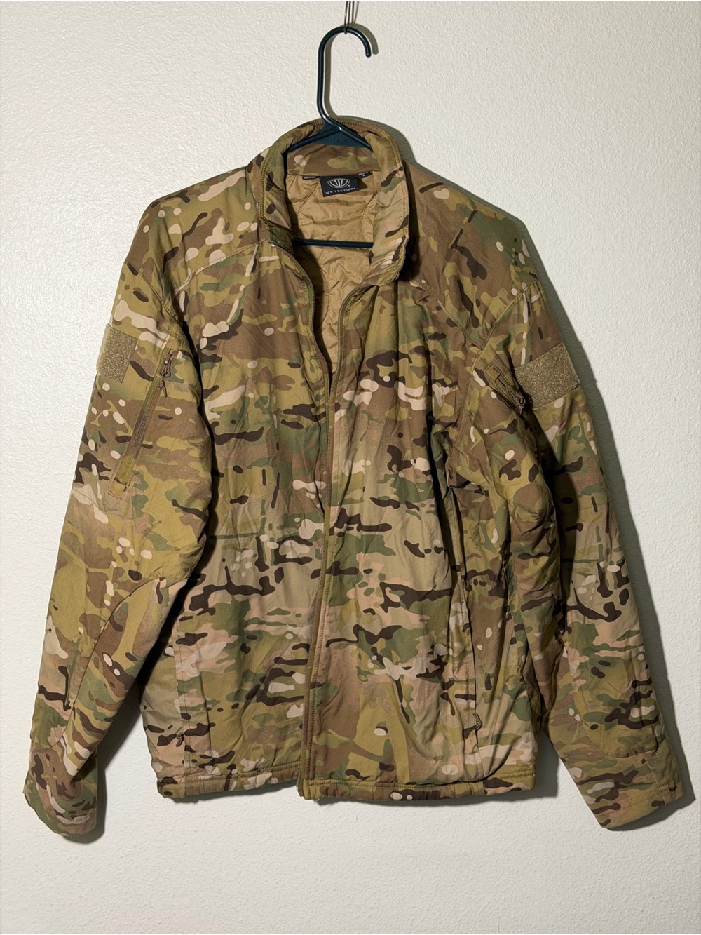 Wild Things Tactical Low Loft Jacket Multicam Men’s L 50021 SOF NSW PCU Level 5